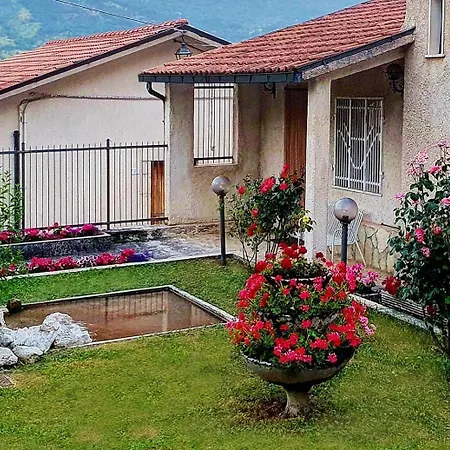 Holiday home Domus Angela *